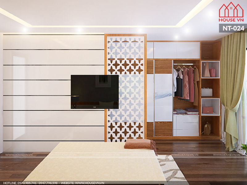Căn phòng ngủ được bày trí tủ đồ đựng quần áo, túi xách có thiết kế nhỏ gọn phù hợp với không gian